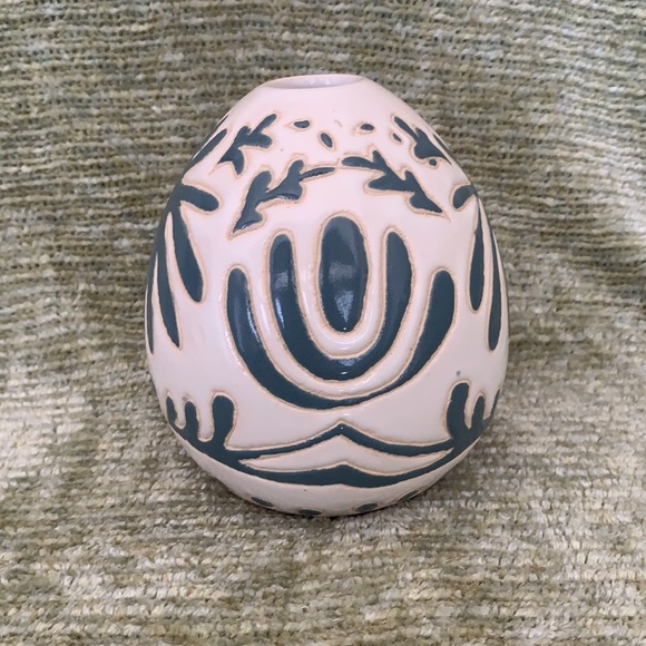 Cream & Blue Earthenware Bubble Egg Vase - Picture 3 of 7